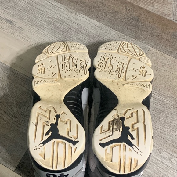 Nike Air Jordan 9 IX Retro OG Barons Size 5.5Y - Picture 6 of 7